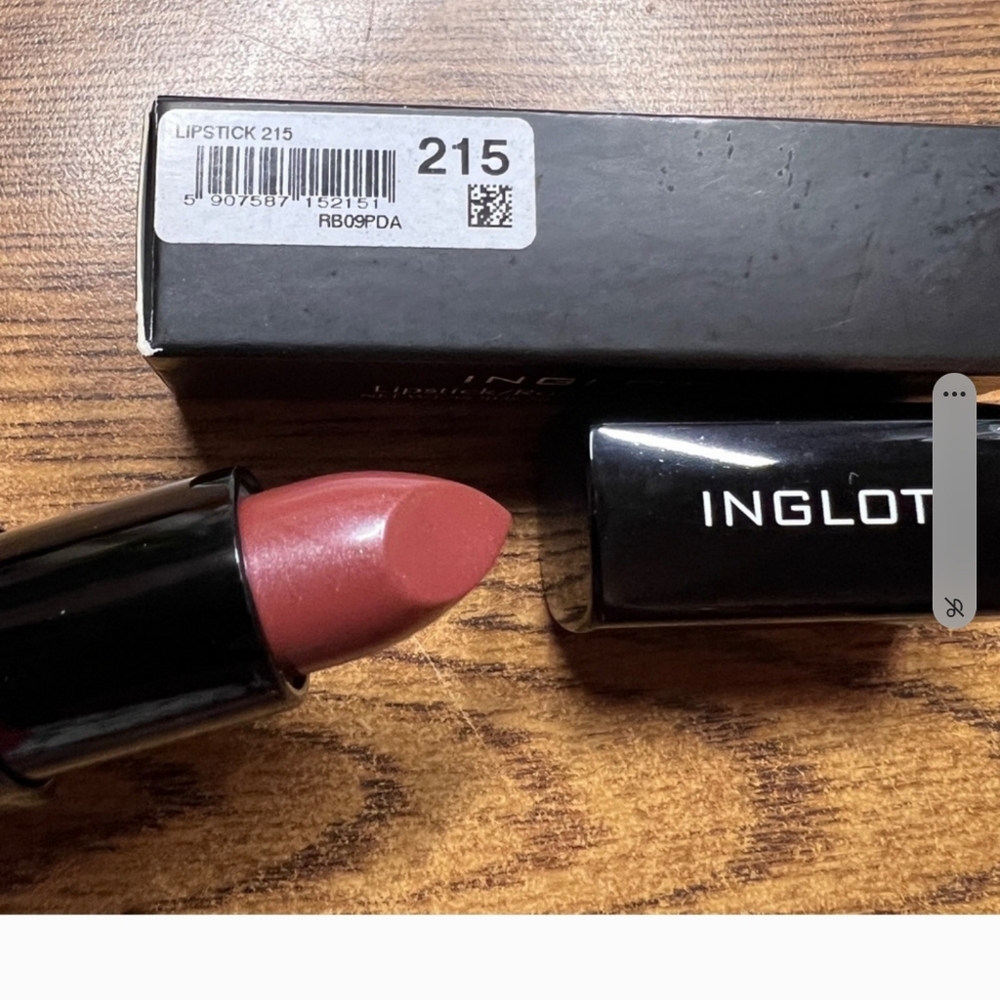 NWT Inglot Lipstick #215